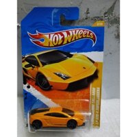 xe Hot Wheels Lamborghini Gallardo LP570-4 Superleggera màu vàng