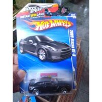 Xe Hotwheels 2009 Nissan GTR black color