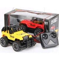 Xe Jeep Địa Hình Điều Khiển Từ Xa.sản phẩm đồ chơi mô hình điều khiển mới nhất hiện nay, vỏ bền, kiểu dáng đẹp, bắt mắt.