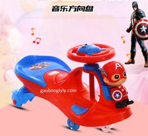 Xe lắc siêu nhân có nhạc