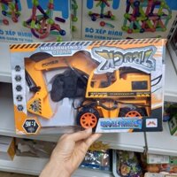 Xe máy xúc điều khiển No.567-7