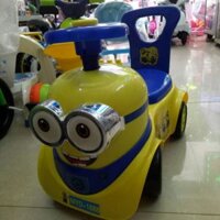 Xe minion ngồi trượt cho bé