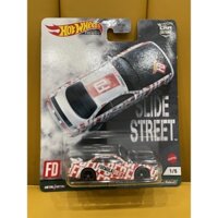 Xe mô hình đồ chơi bánh cao su Hotwheels 1:64 PREMIUM - SLIDE STREET - Nissan Silvia (S14)