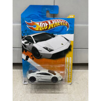 Xe mô hình đồ chơi Hotwheels cơ bản 1:64 - Lamborghini Gallardo LP 570-4 Superleggera (trắng)