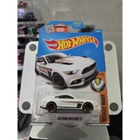 Xe mô hình Hot Wheels 2015 Ford Mustang GT ( Trắng ) ( Nứt Blis )