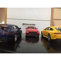 Xe mô hình Mercedes AMG 1:32