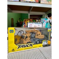 Xe Múc có điều khiển từ xa