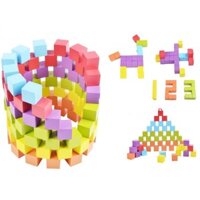 Xếp hình khối vuông bằng gỗ