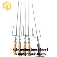 Xiên nướng gà vịt cho máy quay tự động, cán gỗ, thân inox hình đinh ba dài 65 cm
