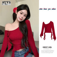 Xin LAN YA SHE Áo thun dài tay lệch vai màu đỏ không đều áo ngắn vừa vặn