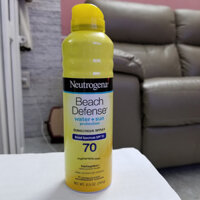 Xịt chống nắng Neutrogena Beach Defense water + sun protection SPF 70 184 g – 6.5 oz