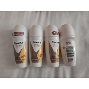 Xịt hỗ trợ khử mùi hôi chân Nga Rexona 3 trong 1