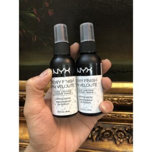 Xịt khoáng sau trang điểm NYX Matte Finish