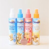 Xit thơm áo quần Snuggle 150ml