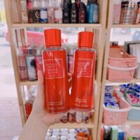 Xịt Thơm Body mist Victoria’s Secret Very Sexy Fragrance Mist 250ml