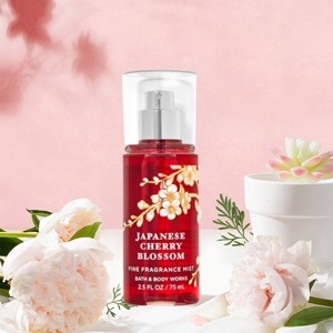 Xịt toàn thân Bath And Body Works Japanese Cherry Blossom