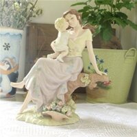 Xuất khẩu tượng gốm sứ Tây Ban Nha thanh lịch chịu nhiệt cao, đồ trang trí thời gian ấm áp cho mẹ và con được vẽ tay