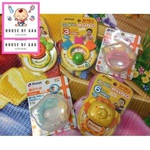 Xúc xắc gặm nướu ốc sên Richell - màu 43670, 98579,RC93752