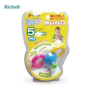 Xúc xắc gặm nướu voi con Richell - màu 49570, 93755