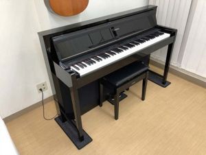 Đàn Piano Yamaha Clavinova CLP-S306 PE