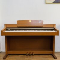 YAMAHA CLP-330C