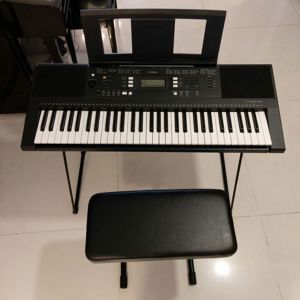 Đàn Yamaha DGX-650 - Màu B/ W
