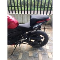 yên phụ z4 & N4 chở vợ con thoải mái