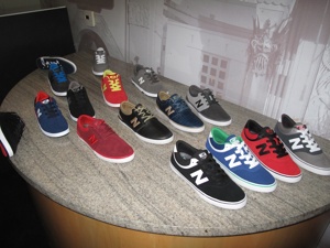 10 đôi giày bệt được các tín đồ thời trang yêu thích nhất