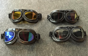 11 loại kính đi phượt tốt nhất nhìn đêm chống nước, bụi giá từ 50k