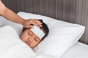 11 miếng dán hạ sốt Nhật Bản cho trẻ nhỏ, người lớn hiệu quả tức thì