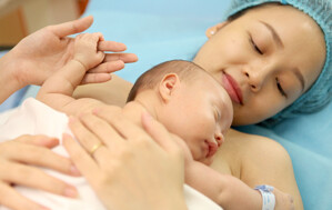 2 loại sữa tắm khô sau sinh phù hợp làn da sạch không cần dùng nước