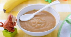 3 cách pha bột ăn dặm cho bé 4 tháng tuổi tập ăn dặm dễ dàng