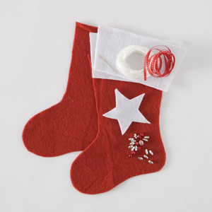 4 cách may tất Giáng sinh đựng quà Noel cho bé yêu