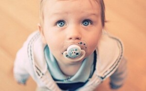 7 phương pháp cai ti giả hiệu quả cho bé mẹ nên tham khảo