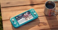 8 điều cần lưu ý trước khi mua máy chơi game cầm tay Nintendo Switch Lite