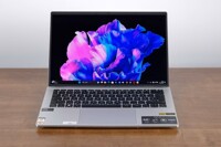 Acer Swift Go 14 AI (SFG14-72): Laptop mỏng nhẹ hiệu năng cao, màn hình OLED sáng!
