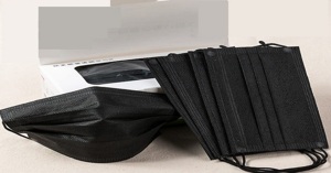 Ai nên đeo khẩu trang y tế màu đen?