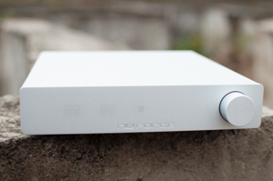 Ampli chuyên nhạc số NuForce DDA-100