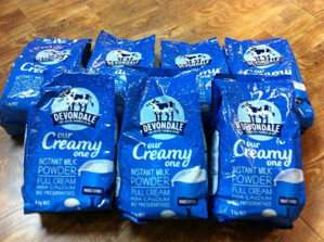 Bảng giá sữa tươi và sữa bột nguyên kem cập nhật mới nhất trong tháng 6/2017