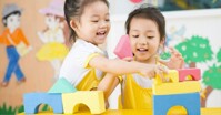 Bật mí cách chọn đồ chơi trẻ em an toàn, phù hợp cho bé