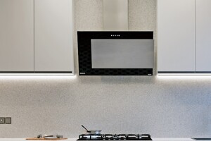 Bếp sạch bong, không lo ám mùi với máy hút mùi Eurogold EUH0990VM