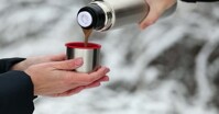 Bình giữ nhiệt có thể giữ lạnh và giữ nóng được bao lâu?