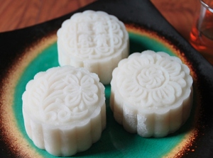 Cách làm bánh trung thu dẻo nhân cốm đậm đà hương vị mùa thu