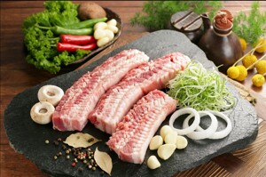 Cách nướng thịt bằng lò nướng điện hoàn hảo với 8 bước