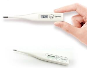 Cách sử dụng nhiệt kế điện tử đo nách Omron giá rẻ đo thân nhiệt cho bé