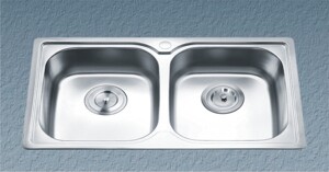 Chậu rửa bát 2 ngăn có giá rẻ nhất bao nhiêu ?