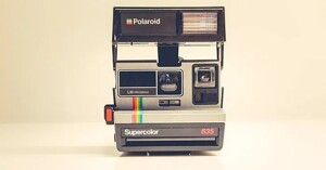 Có nên mua máy ảnh Polaroid ở thời điểm này không? Nếu mua thì cần lưu ý những gì?