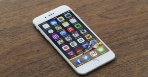 Có nên mua máy điện thoại iPhone lock không ?