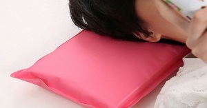 Có nên sử dụng gối nước không? Cần lưu ý khi dùng