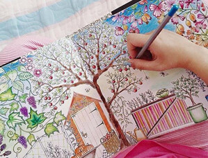 Cơn sốt sách tô màu chưa có dấu hiệu giảm nhiệt